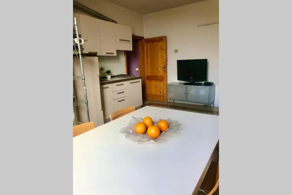 Sunny Top Floor In San Frediano Florenz Exterior foto
